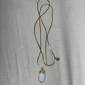 Elegant Gold Necklace with Blue Pendant